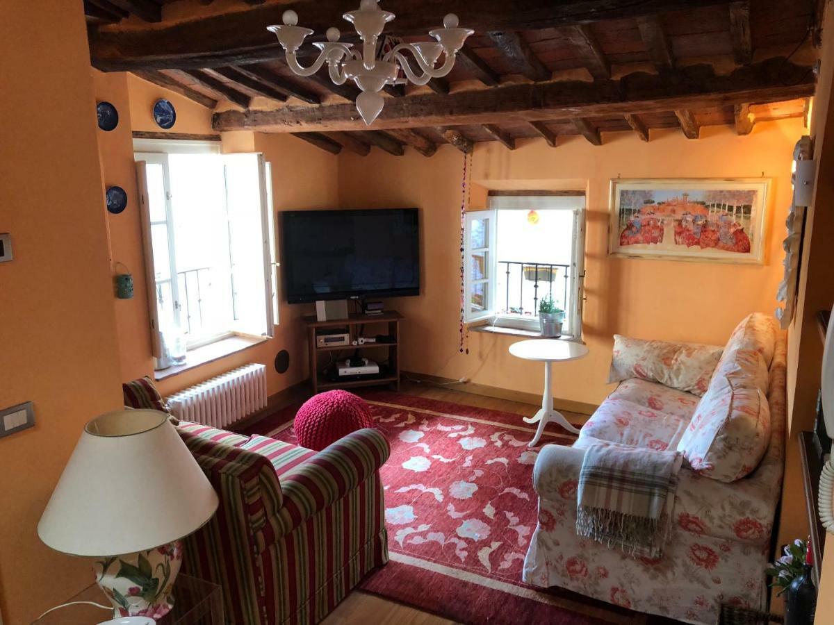 Storico Loft Nel Cuore Di Lucca Exterior foto